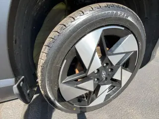 Hyundai KONA 2024 AWD Limited 4dr Crossover