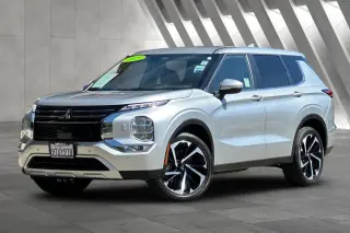 Mitsubishi Outlander 2023 AWD SE 4p SUV