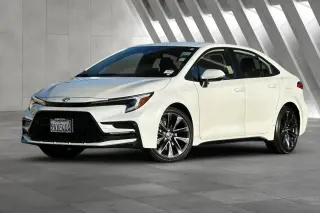 Toyota Corolla Hybrid 2026 SE 4dr Sedan