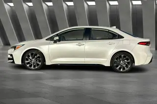 Toyota Corolla Hybrid 2026 SE 4dr Sedan