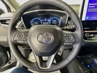 Toyota Corolla Cross 2026 XLE 4dr Crossover