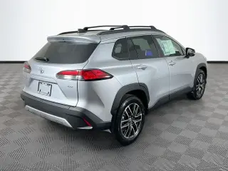 Toyota Corolla Cross 2026 XLE 4dr Crossover