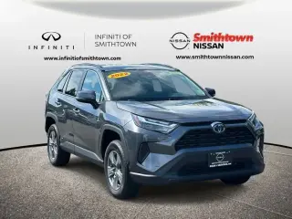 Toyota RAV4 Híbrido 2022 AWD XLE 4dr SUV