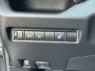 Toyota RAV4 Híbrido 2022 AWD XLE 4dr SUV