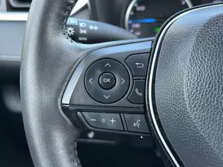 Toyota RAV4 Híbrido 2022 AWD XLE 4dr SUV