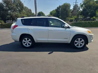Toyota RAV4 2009 4x4 Limited 4p SUV V6 con Paquete de Tercera Fila