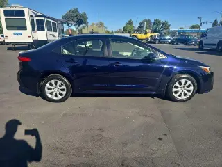 Toyota Corolla Hibrid 2024 LE Sedán 4p.