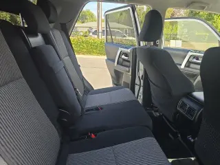 Toyota 4Runner 2023 4x4 SR5 SUV 4puertas