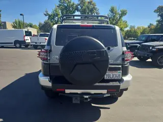 Toyota FJ Cruiser 2014 4x4 4p SUV 6M