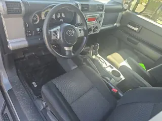 Toyota FJ Cruiser 2014 4x4 4p SUV 6M