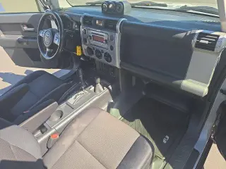 Toyota FJ Cruiser 2014 4x4 4p SUV 6M