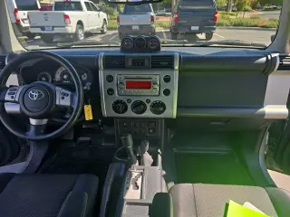Toyota FJ Cruiser 2014 4x4 4p SUV 6M