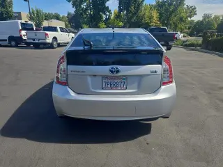 Toyota Prius 2015 Dos puertas Hatchback de cuatro plazas