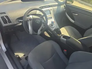 Toyota Prius 2015 Dos puertas Hatchback de cuatro plazas