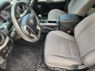 Toyota Tacoma 2022 4x2 TRD Sport 4p Puerta Doble Cabina 6.1 ft LB