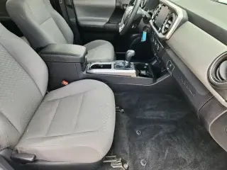 Toyota Tacoma 2022 4x2 TRD Sport 4p Puerta Doble Cabina 6.1 ft LB