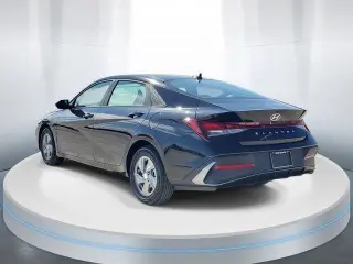 Hyundai ELANTRA 2026 SE 4dr Sedán