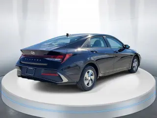 Hyundai ELANTRA 2026 SE 4dr Sedán