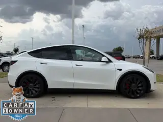 Tesla Model Y 2022 AWD Performance 4p Crossover
