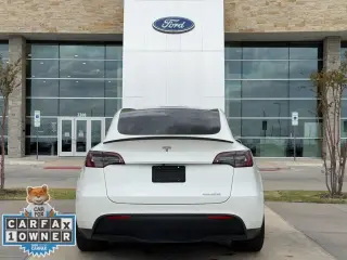 Tesla Model Y 2022 AWD Performance 4p Crossover