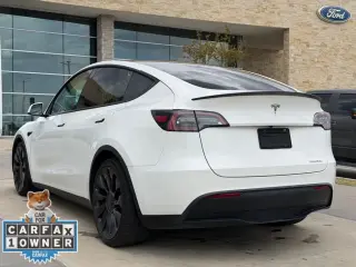 Tesla Model Y 2022 AWD Performance 4p Crossover