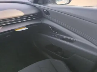 Hyundai ELANTRA 2026 SEL Sport Premium 4p Sedán