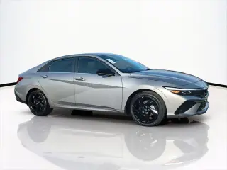 Hyundai ELANTRA 2026 SEL Sport Premium 4p Sedán