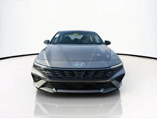 Hyundai ELANTRA 2026 SEL Sport Premium 4p Sedán