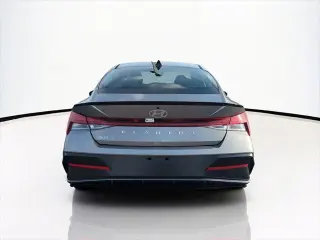 Hyundai ELANTRA 2026 SEL Sport Premium 4p Sedán