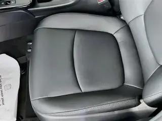 Toyota Corolla Cross 2026 XLE 4dr Crossover