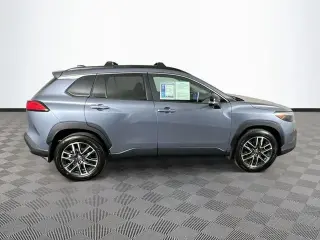 Toyota Corolla Cross 2026 XLE 4dr Crossover