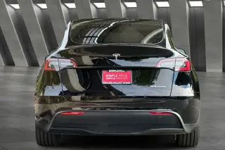 Tesla Model Y 2021 AWD Long Range 4p Crossover