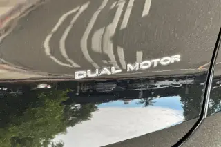 Tesla Model Y 2021 AWD Long Range 4p Crossover