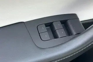 Tesla Model Y 2021 AWD Long Range 4p Crossover