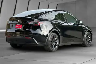 Tesla Model Y 2021 AWD Long Range 4p Crossover