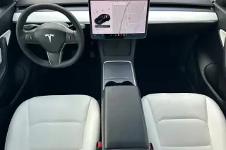 Tesla Model Y 2021 AWD Long Range 4p Crossover
