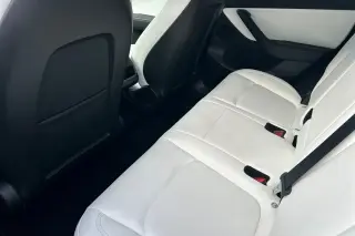 Tesla Model Y 2021 AWD Long Range 4p Crossover