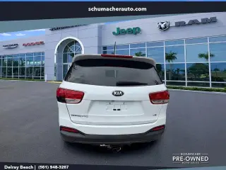 Kia Sorento 2017 LX V6 4dr SUV