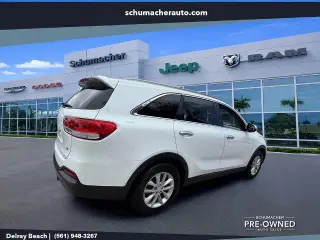 Kia Sorento 2017 LX V6 4dr SUV