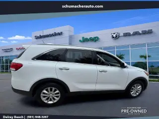 Kia Sorento 2017 LX V6 4dr SUV