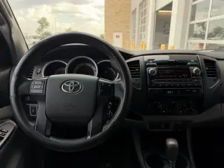 Toyota Tacoma 2012 4x2 PreRunner V6 4 puertas Doble Cabina 5.0 pies SB 5A