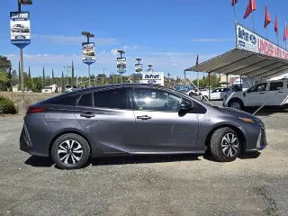 Toyota Prius Prime 2018 Premium Hatchback de 4 puertas