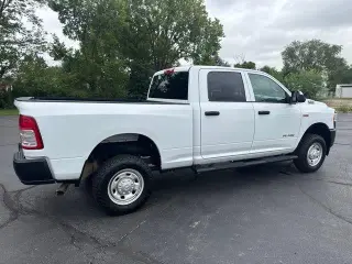 Ram 2500 2022 4x4 Tradesman 4dr Crew Cab 6.3 ft. SB Pickup