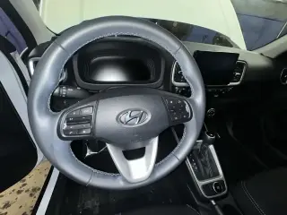 Hyundai VENUE 2024 SEL 4dr Crossover
