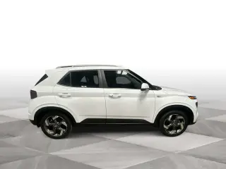 Hyundai VENUE 2024 SEL 4dr Crossover