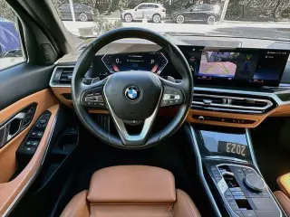 Sedán BMW 3 Series 2023 AWD 330i xDrive 4dr