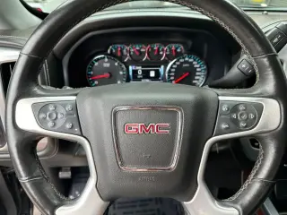 GMC Sierra 1500 2017 4x4 SLT 4dr Crew Cab 5.8 ft. SB