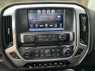 GMC Sierra 1500 2017 4x4 SLT 4dr Crew Cab 5.8 ft. SB