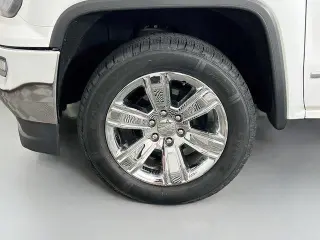 GMC Sierra 1500 2018 4x4 SLT 4dr Cabina de tripulación 5.8 ft. CB