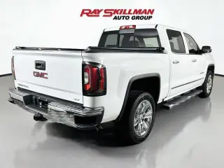 GMC Sierra 1500 2018 4x4 SLT 4dr Cabina de tripulación 5.8 ft. CB